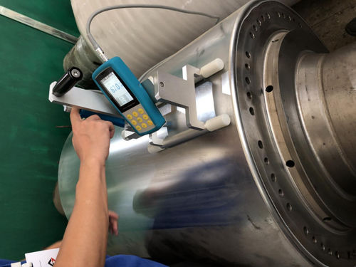 Laatste bedrijfscasus over Precisie ultrasone hardheidstester Nieuwe energiebatterij Pole Piece Roll hardheidsmeetoplossing