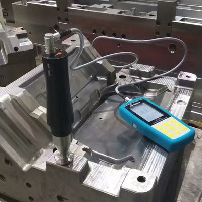 Motoriseerde ultrasone hardheidstester SU-300M Draagbare hardheidstestmachine
